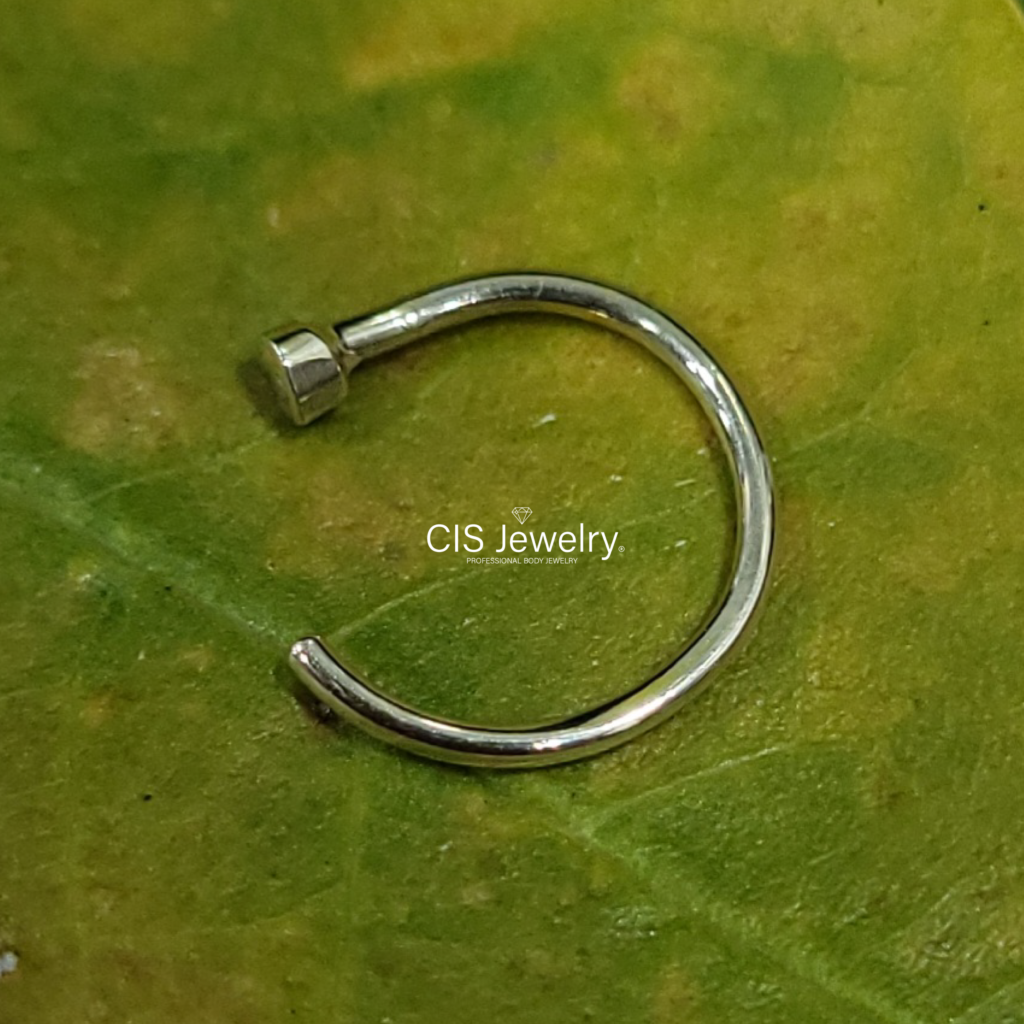 Piercing Nostril aro C-Ring de Oro 14K