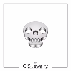 Piercing Labret y top calavera