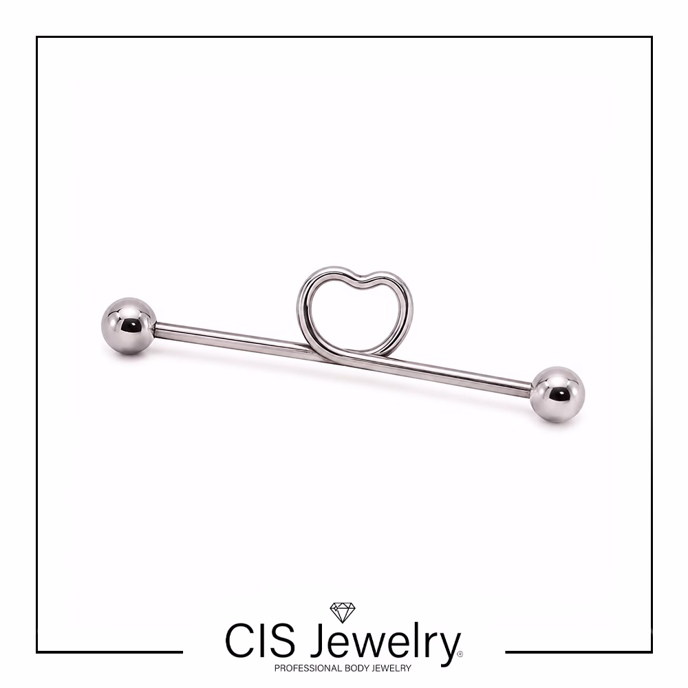 Piercing Industrial corazón